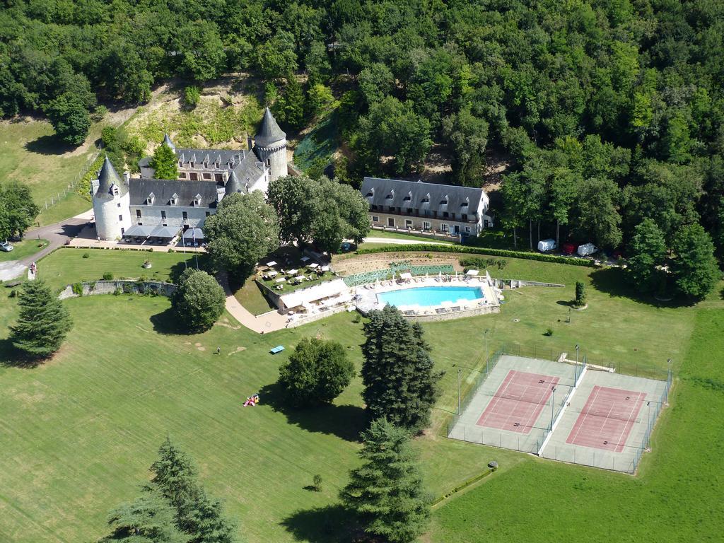ホテル シャトー ラ フルニー Condat-sur-Vezere エクステリア 写真