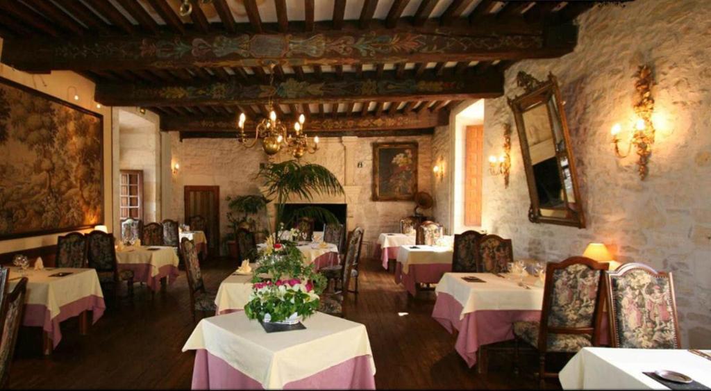 ホテル シャトー ラ フルニー Condat-sur-Vezere エクステリア 写真